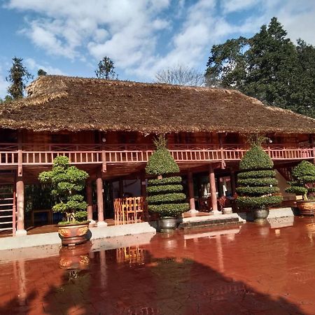 A Lin Homestay Bac Ha Exterior foto