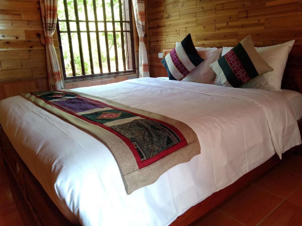 A Lin Homestay Bac Ha Exterior foto